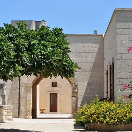 Masseria Limbitello *