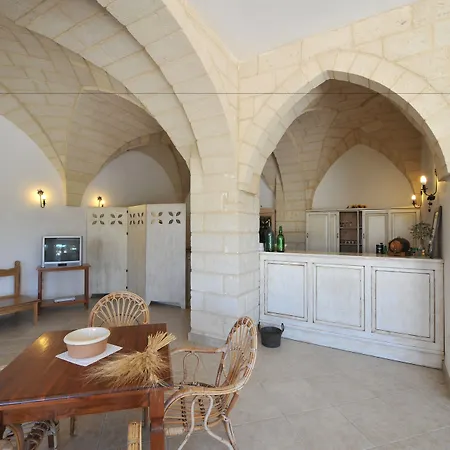 Masseria Limbitello מלון טורה דל'אורסו